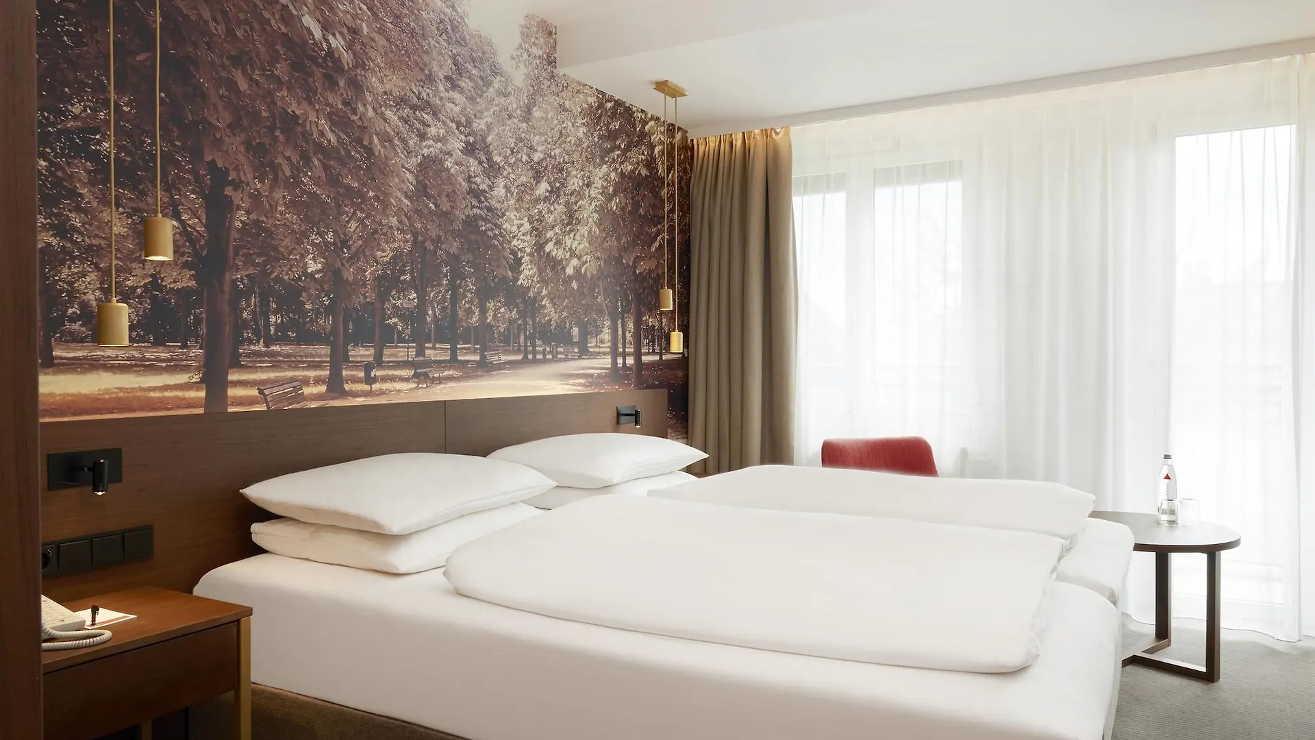 Hyperion Hotel ברלין 5*,