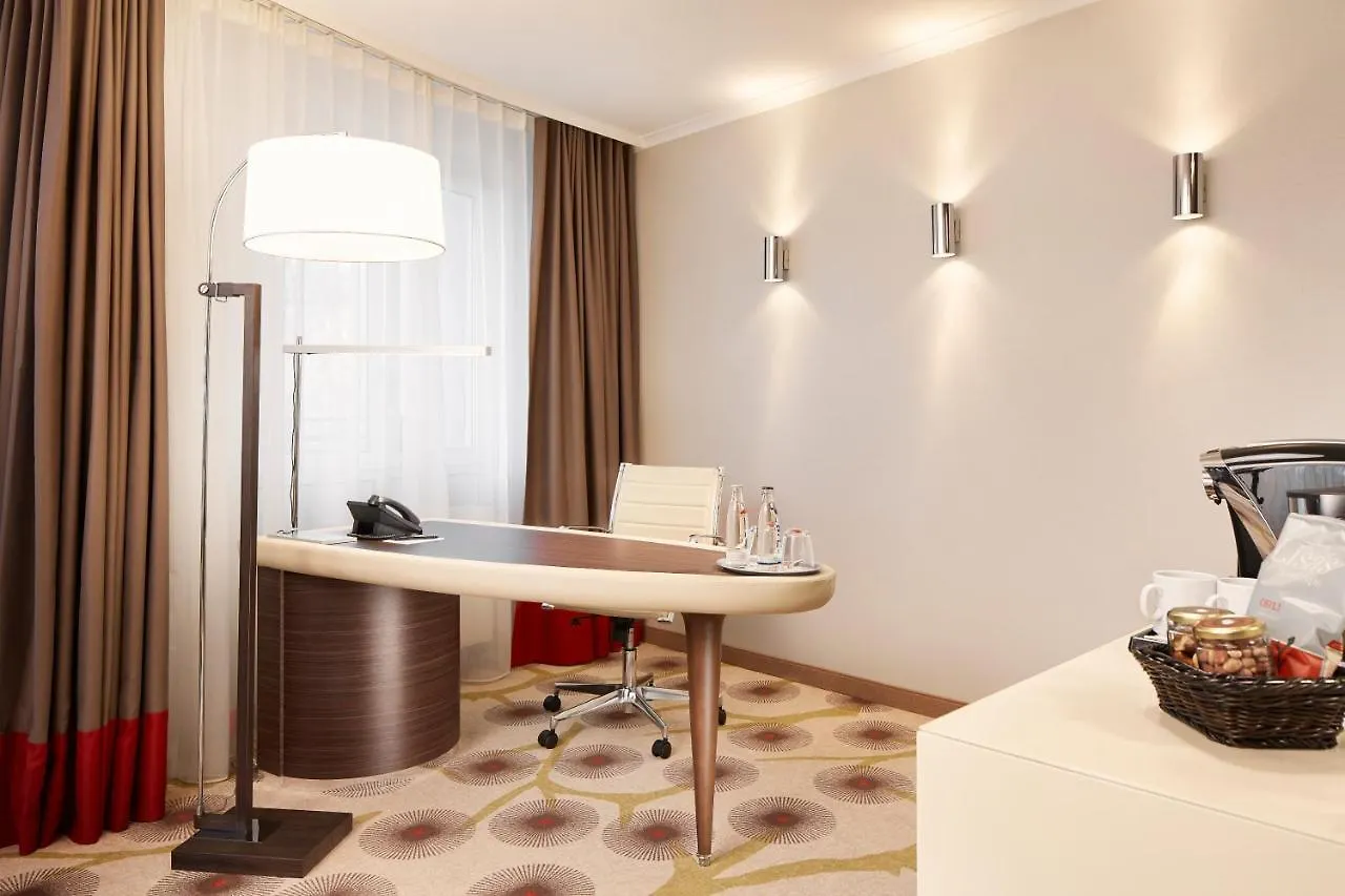 Hyperion Hotel Berlim 5*,